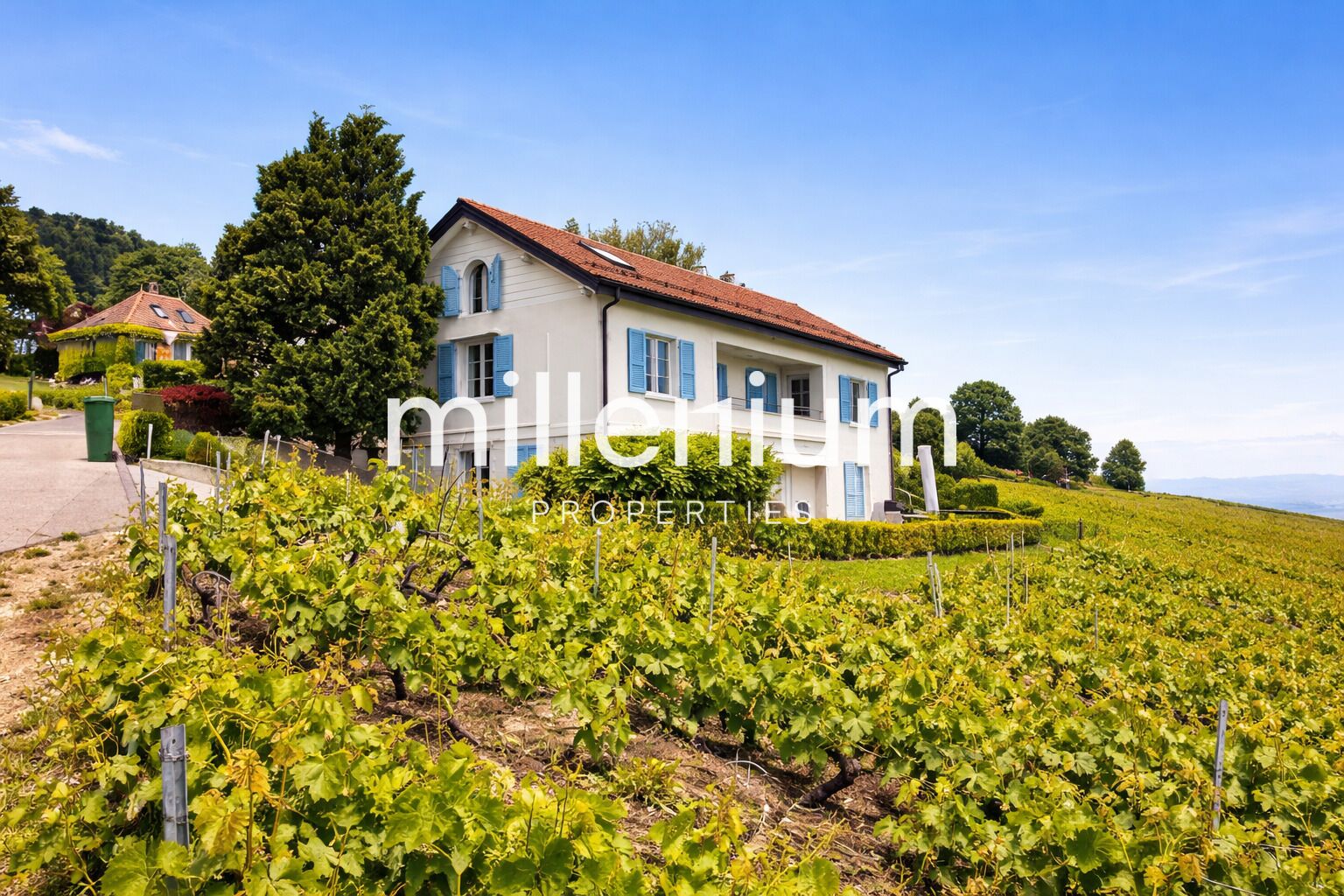 Appartement d’exception avec terrasse et vue panoramique sur le lac