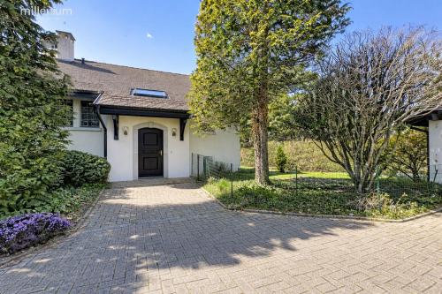 Maison familiale avec studio à Hermance proche du Lac