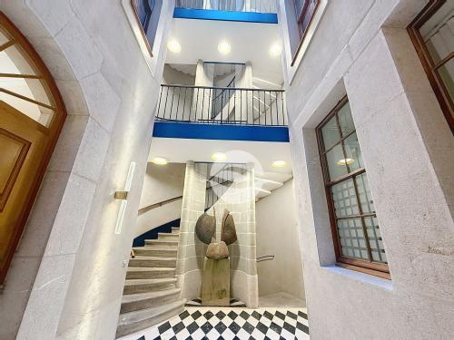 Sublime appartement rénové de 6 pièces en Vieille-Ville