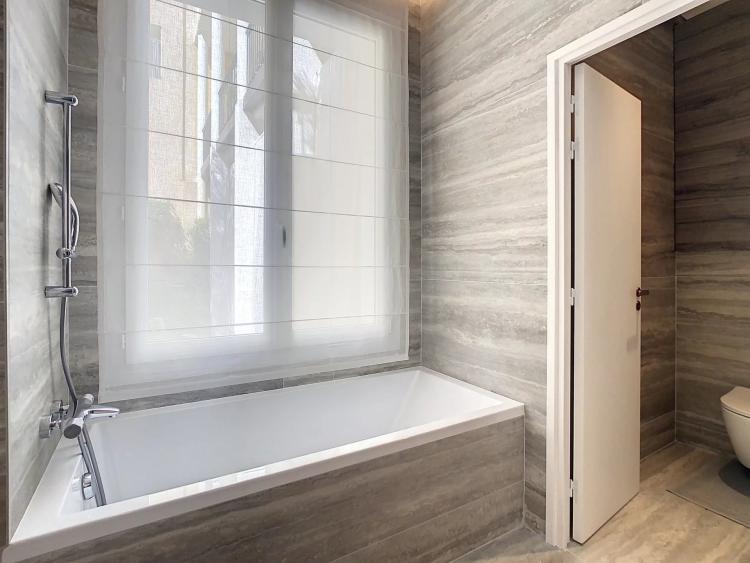 CANNES MAISON 131.23 M² 4 P Rue d'Antibes