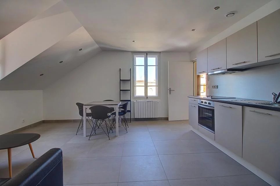 Appartement meublé récent proche de Genève