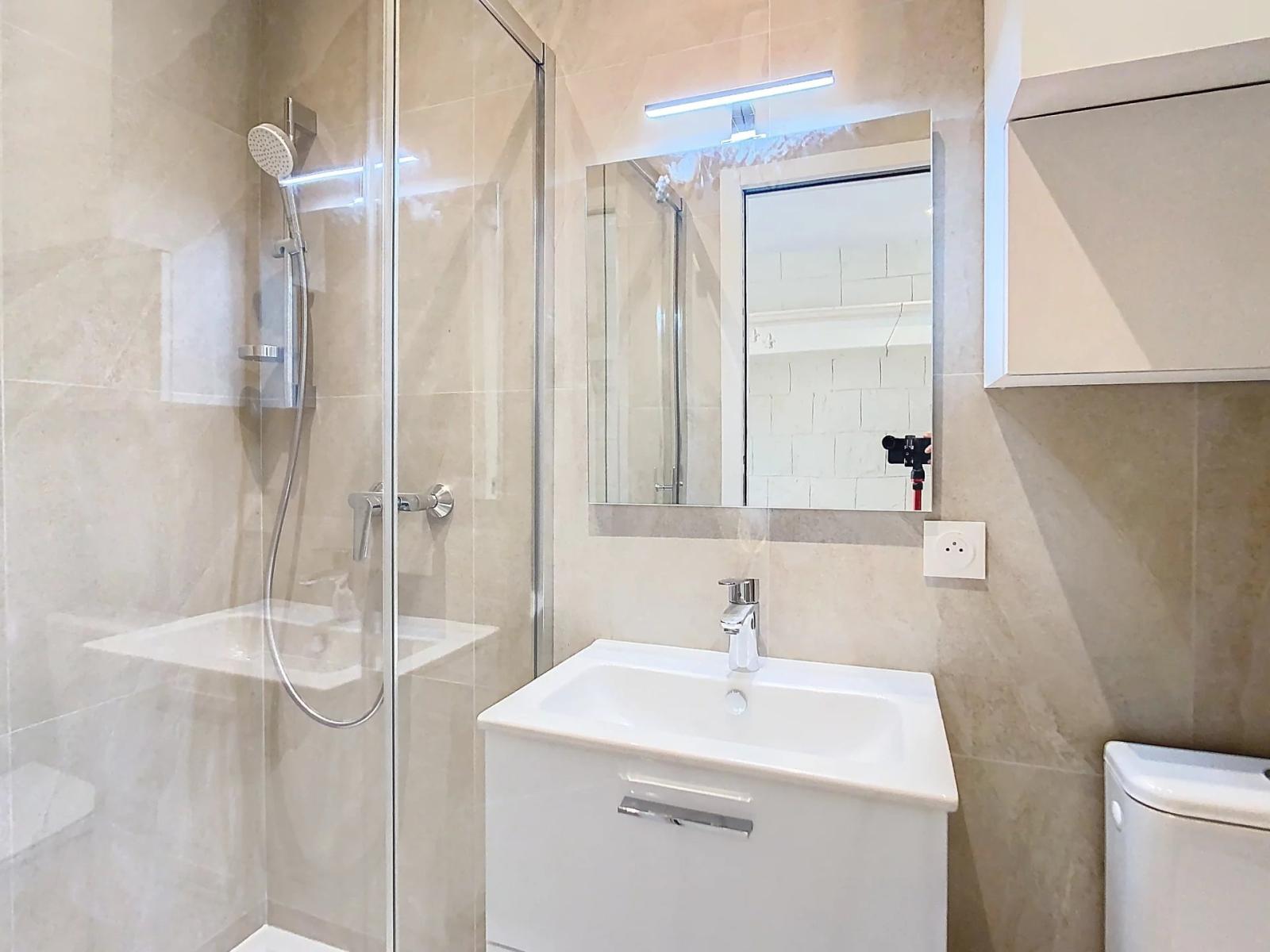 Cannes Immeuble 4 Studios Rénovés