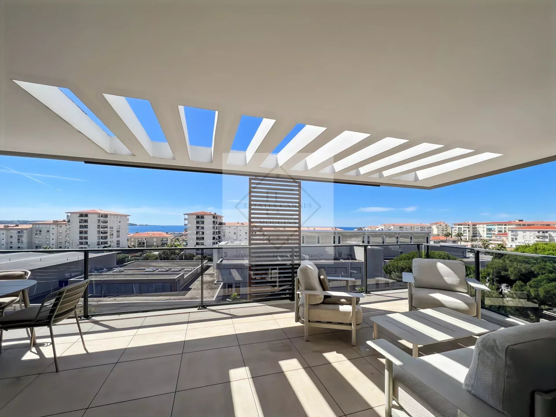 6732a525a01f2224b3524886bc125806_403b08e441_1920-original.jpg