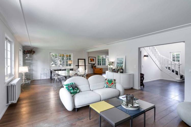 Superbe propriété de 7,5 pièces au cœur d'un quartier très recherché 
