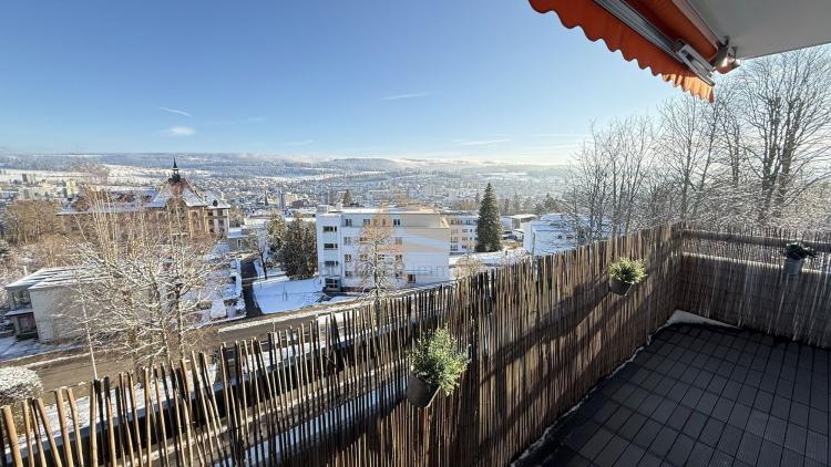 A VENDRE Appartement de 5.5 pièces et garage en PPE