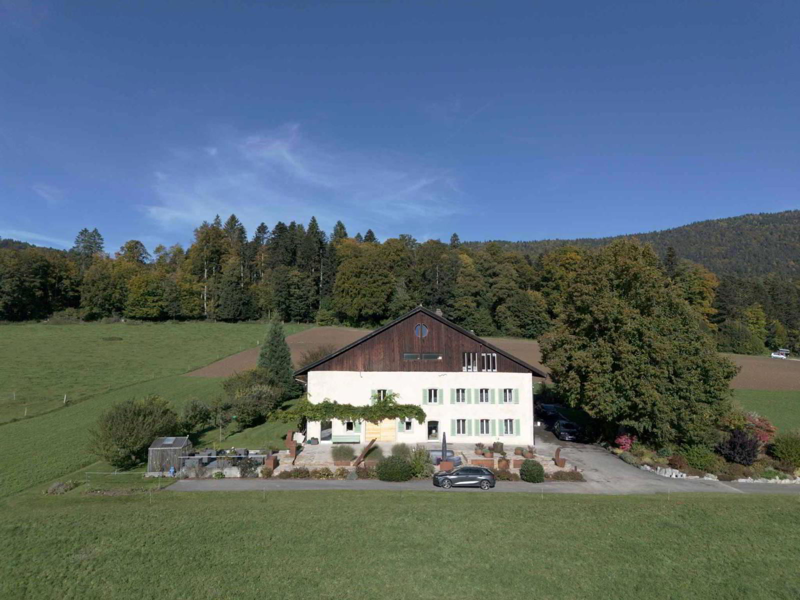 Une ferme d’exception nichée au pied sud de Chasseral