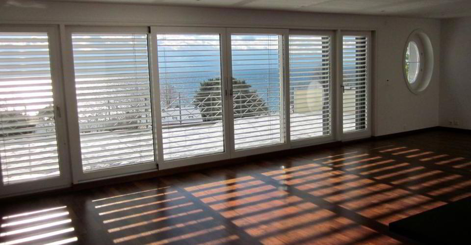 bG4ze_lookmove_237872728_4.jpg