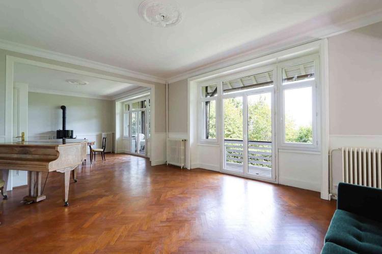 FRANCE- Maison de maître à 15 min de Genève