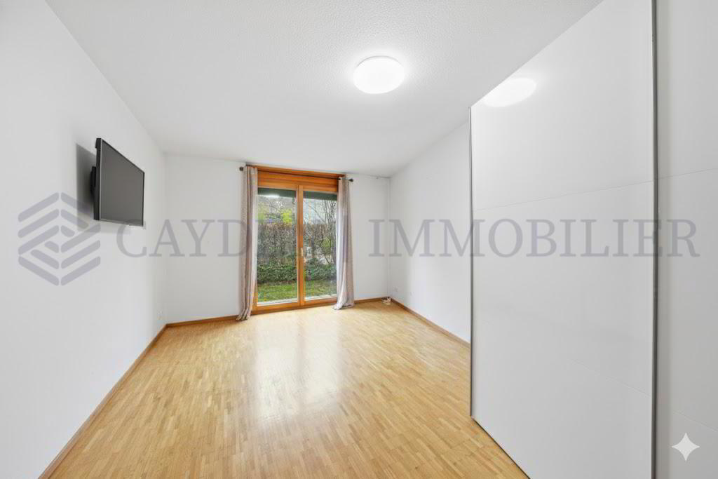CkTR9_lookmove_236819760_9.jpg
