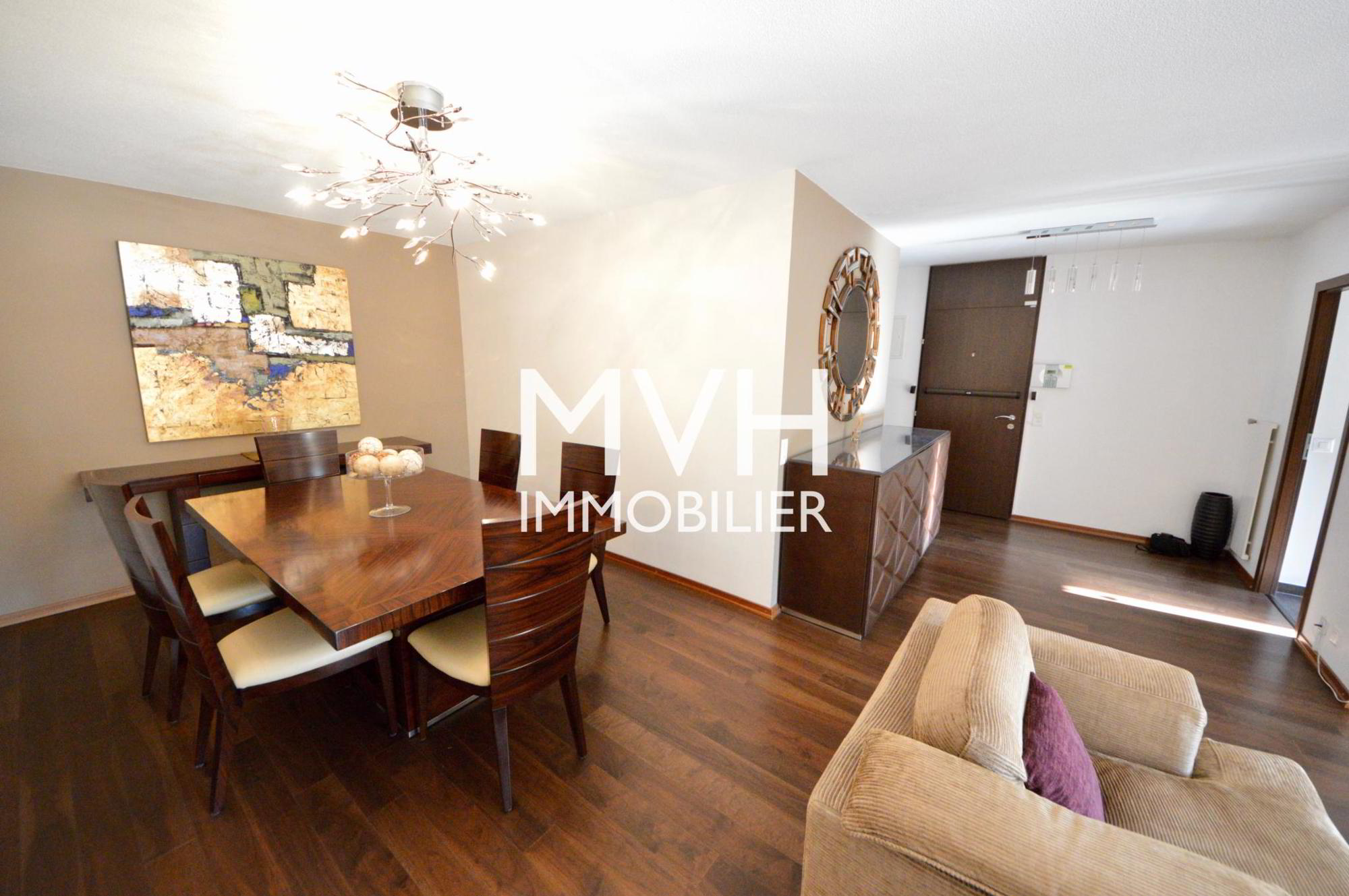 cvvU7_lookmove_236159913_3.jpg
