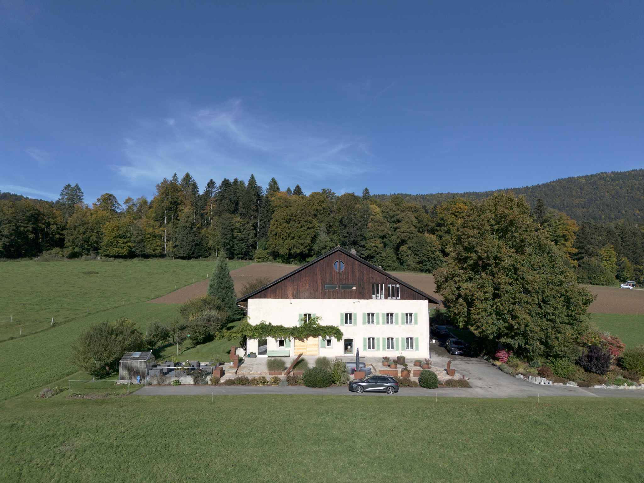 Une ferme d’exception nichée au pied sud de Chasseral