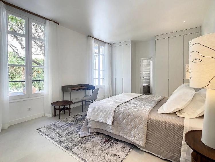 CANNES MAISON 131.23 M² 4 P Rue d'Antibes