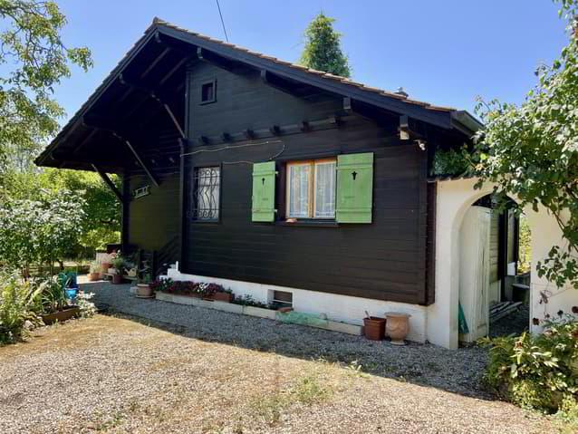 En exclusivité: Maison individuelle avec jardin de plus de 3000 m2