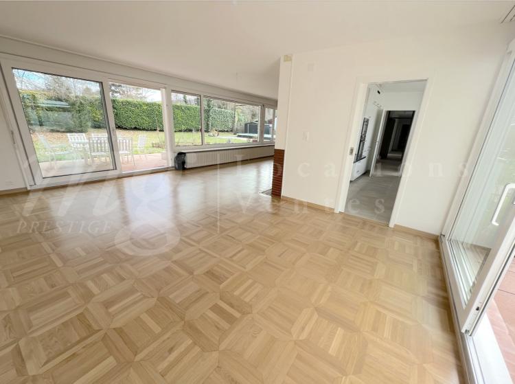 ELyDV_lookmove_237423037_7.jpg