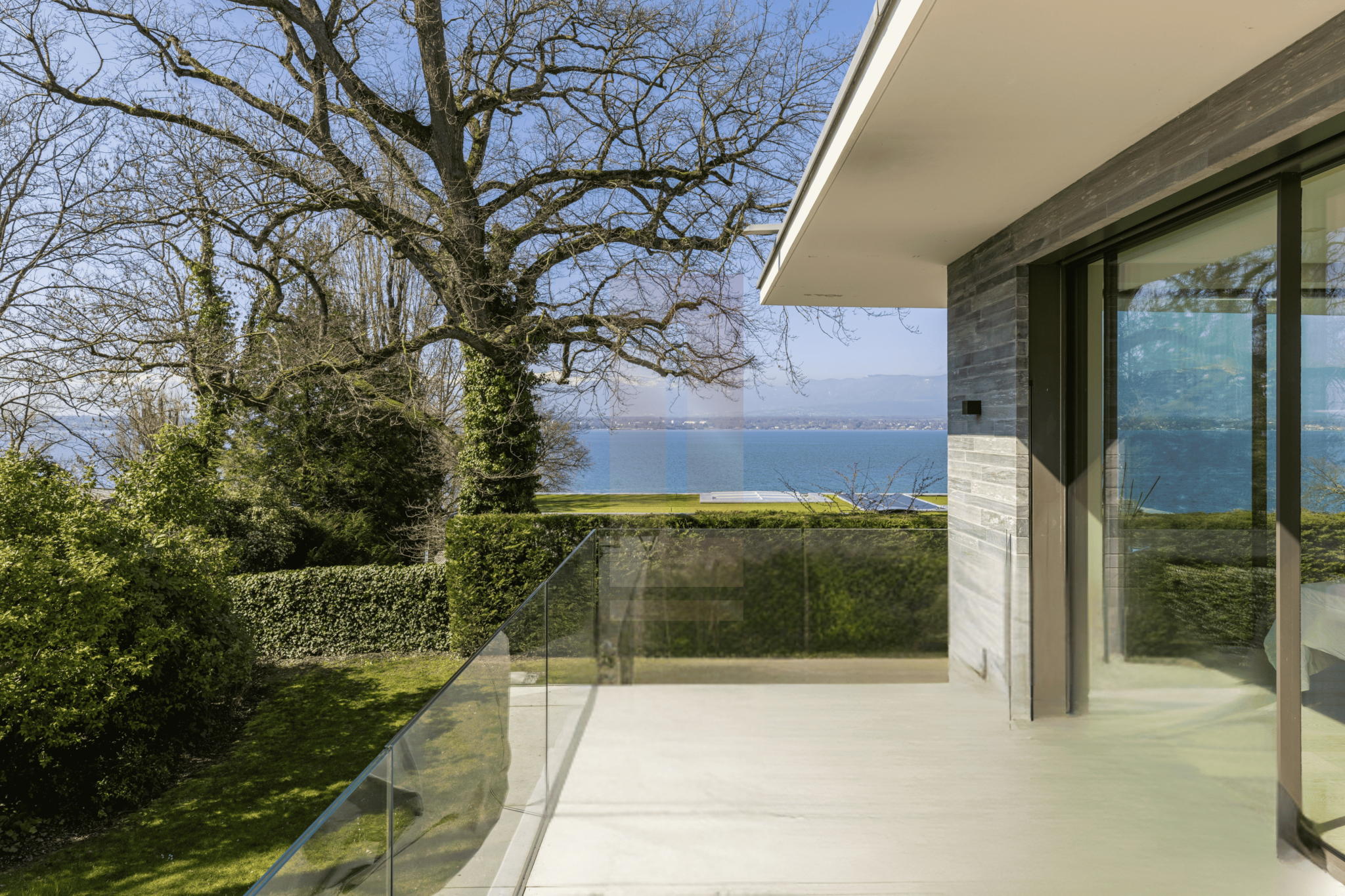 Villa d'exception avec vue lac panoramique