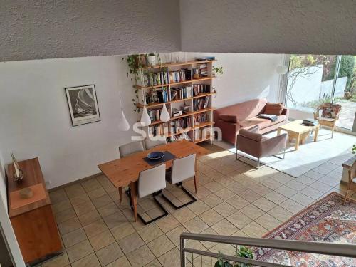 Charming Villa in Onex - 4 bedrooms - 2 terraces and wooded park