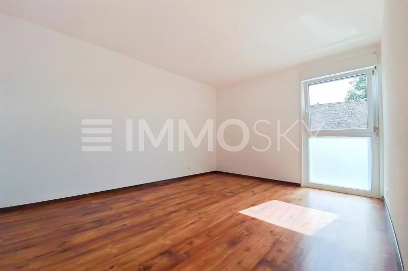 Bel appartement 4.5 pièces au rez-de-chaussée avec jardin