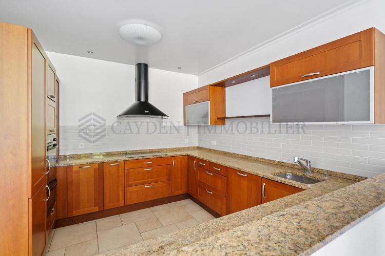 HmDeR_lookmove_235032362_6.jpg