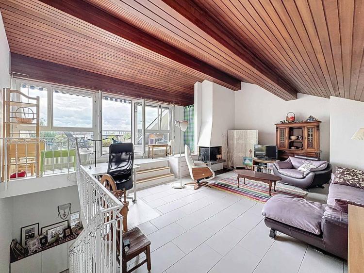 Apartment for sale, Hauterive NE (Hauterive, Switzerland)