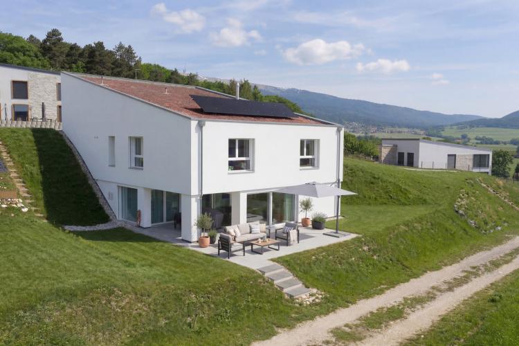 House for sale, Adret (Lignières, Switzerland)