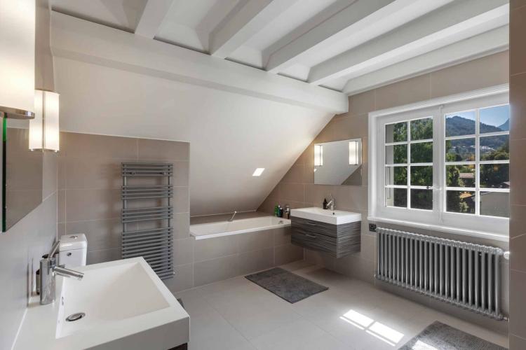 Superbe propriété de 7,5 pièces au cœur d'un quartier très recherché 