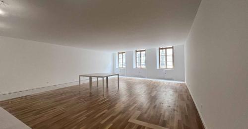 BUREAUX D’EXCEPTION DE 177 M² - RUE DE LA CROIX-D’OR
