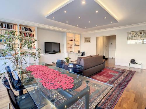 POUR INVESTISSEUR ! Magnifique pied-à-terre à deux pas des commodités