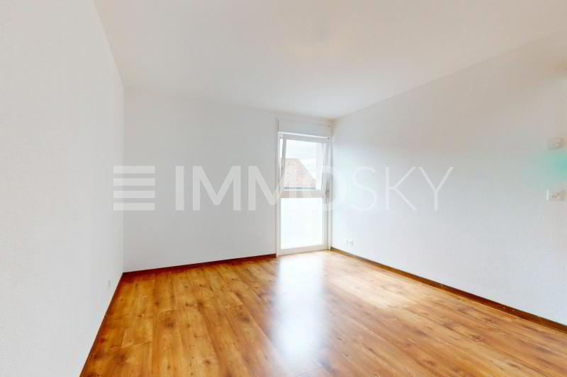 Bel appartement 4.5 pièces au rez-de-chaussée avec jardin