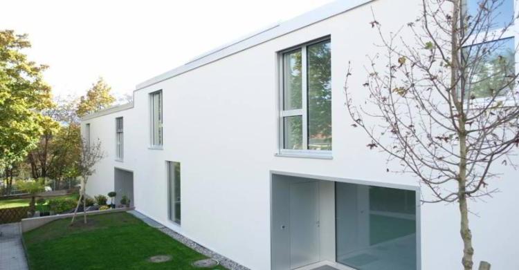 Maison contiguë 7 pièces