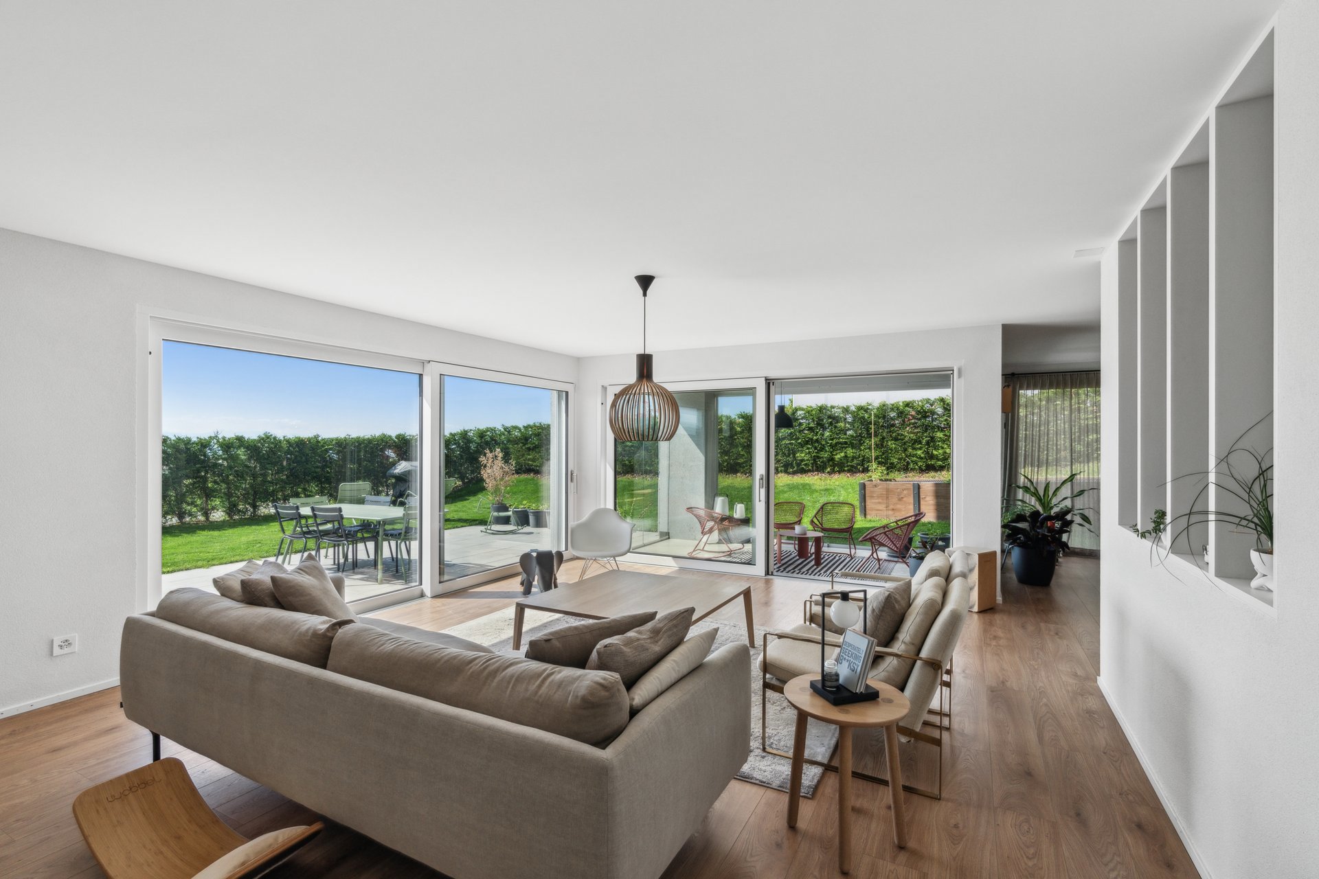 OBJET COUP DE COEUR ! SUPERBE MAISON INDIVIDUELLE AVEC GRAND JARDIN