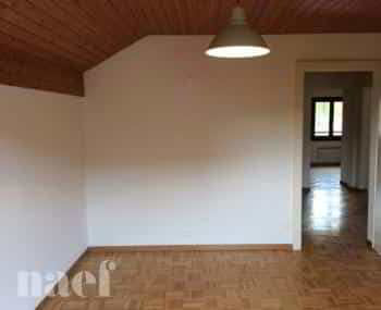 Qu58x_lookmove_237807386_9.jpg