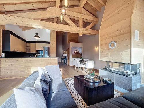 Appartement avec cachet face aux montagnes, à deux pas des pistes