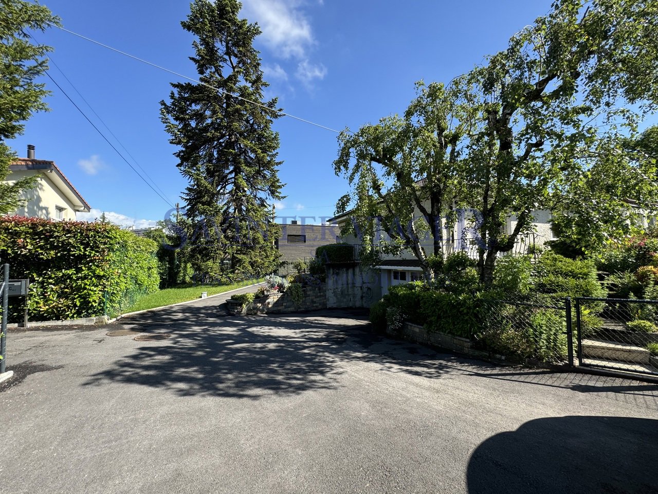 House for sale in Plan-les-Ouates, Switzerland