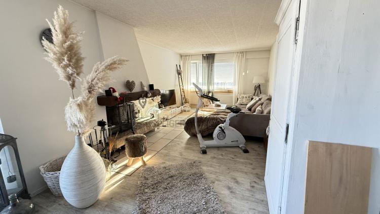 A VENDRE Appartement de 5.5 pièces et garage en PPE