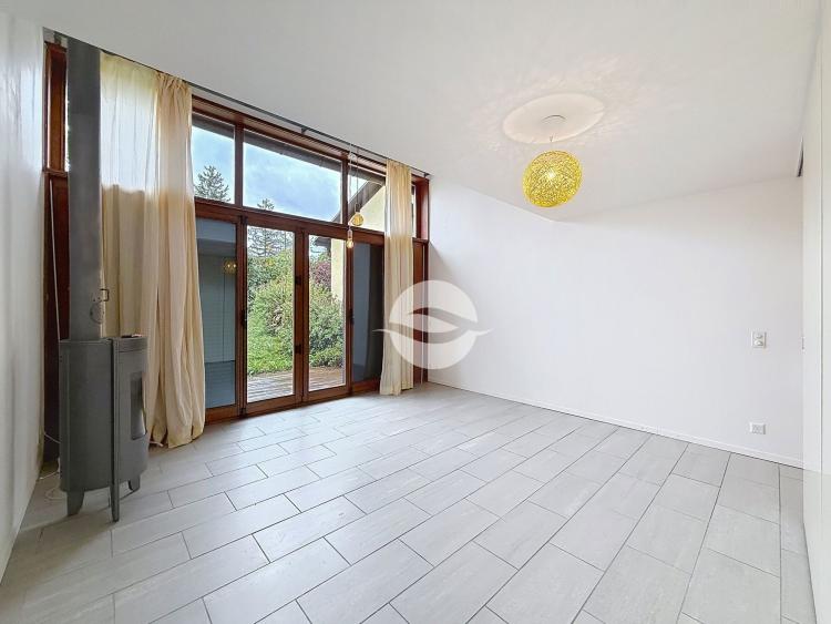 WAarV_lookmove_236890615_2.jpg