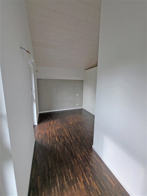 Neue THPE-Doppelhaushälfte mit 125 m² + Erdgeschoss