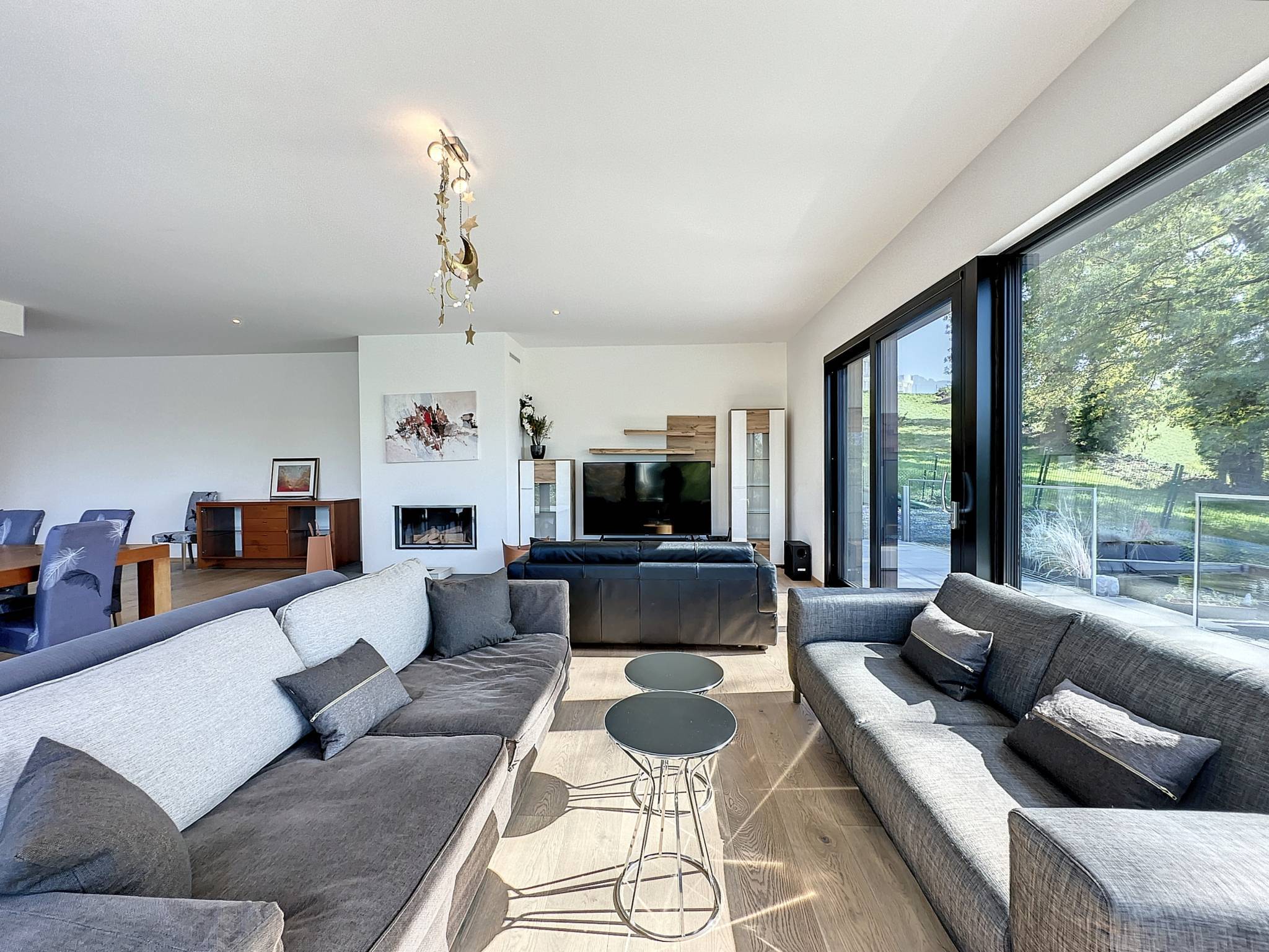 Splendide propriété située dans un quartier résidentiel, prestigieux et calme