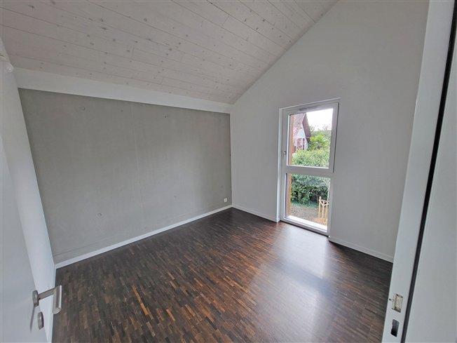 Neue THPE-Doppelhaushälfte mit 125 m² + Erdgeschoss