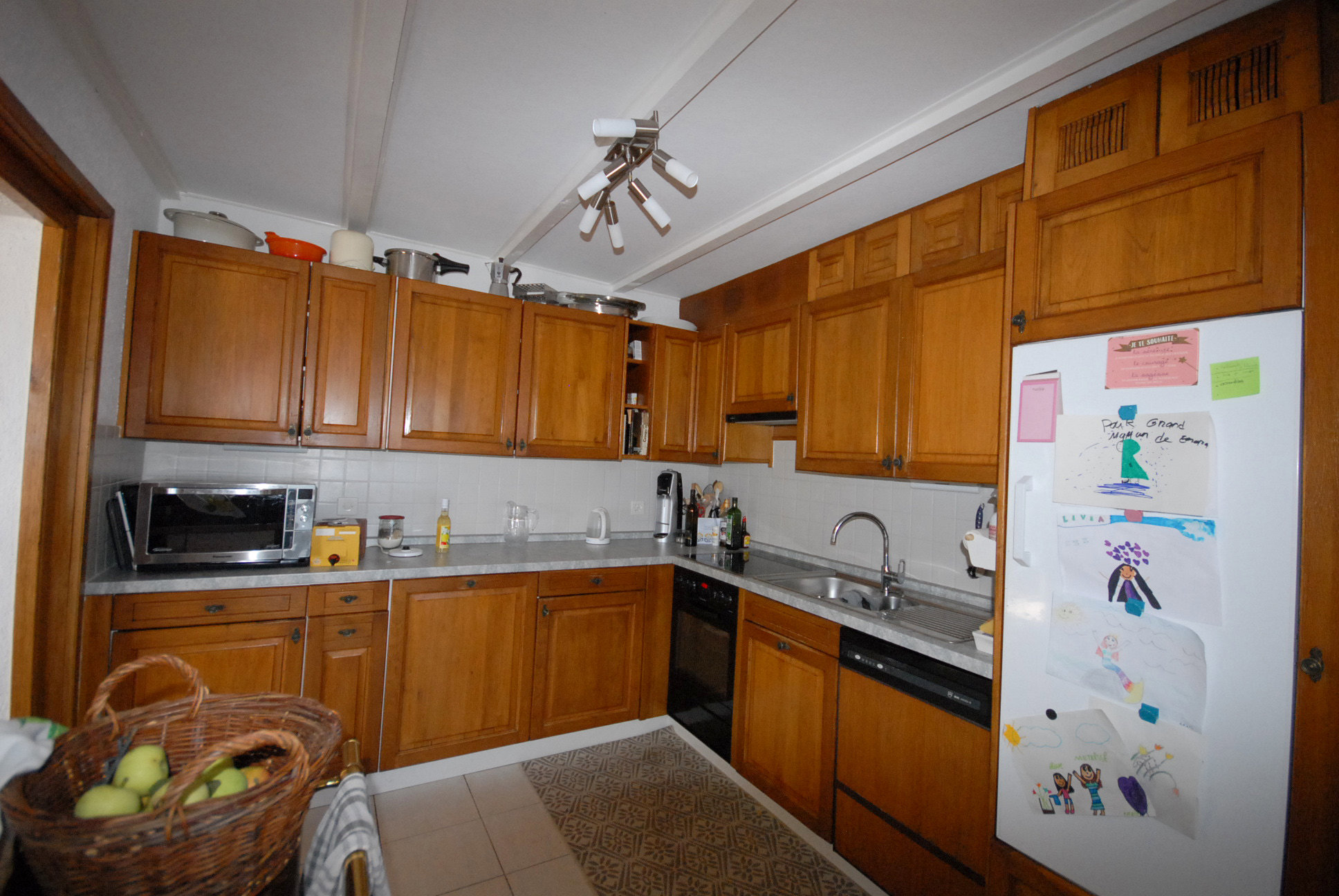 xpGNX_lookmove_235952470_9.jpg