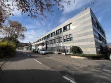 Bureaux de 240m2 lumineux à proximité de l'aéroport et de la Place des Nations 