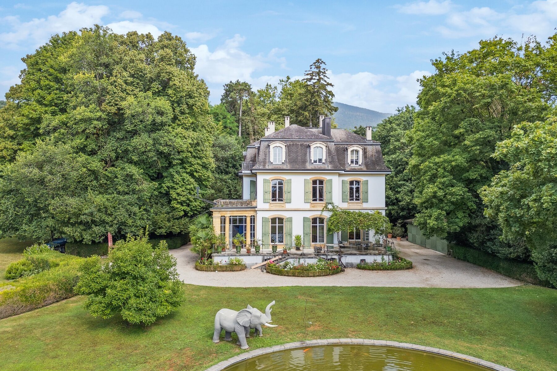 Sublime Manoir Avec Accès Au Lac