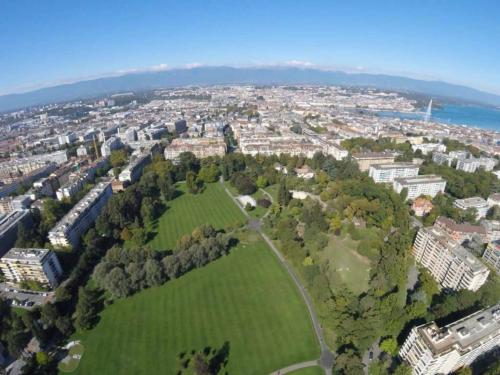 À vendre : Hôtel particulier de caractère – Genève Rive Gauche