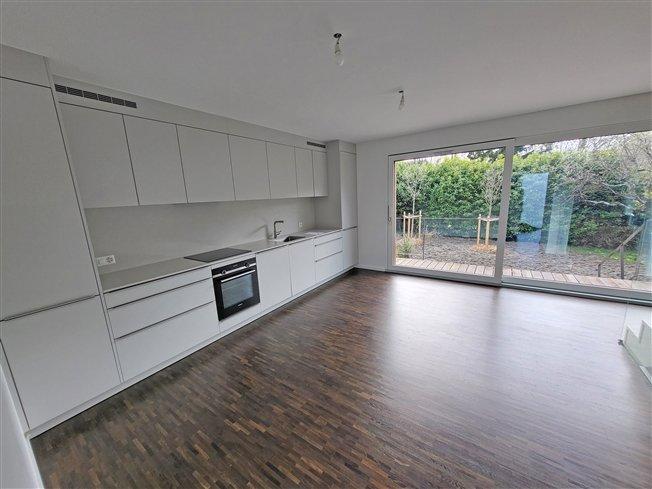 Neue THPE-Doppelhaushälfte mit 125 m² + Erdgeschoss